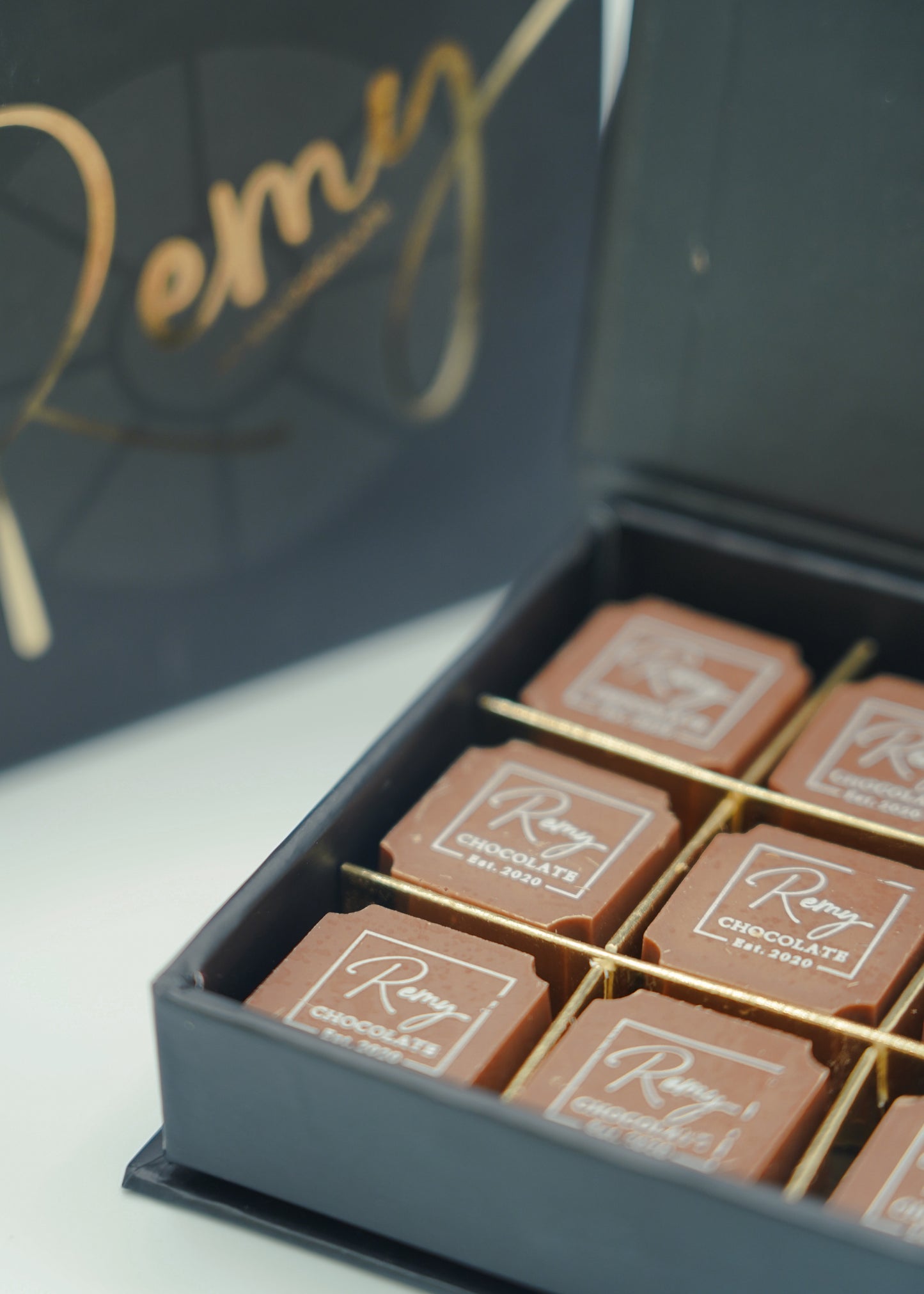 Classic Comfort, Elevated: The 9-Piece Praline & Feuilletine Bonbon Box (Milk Chocolate)