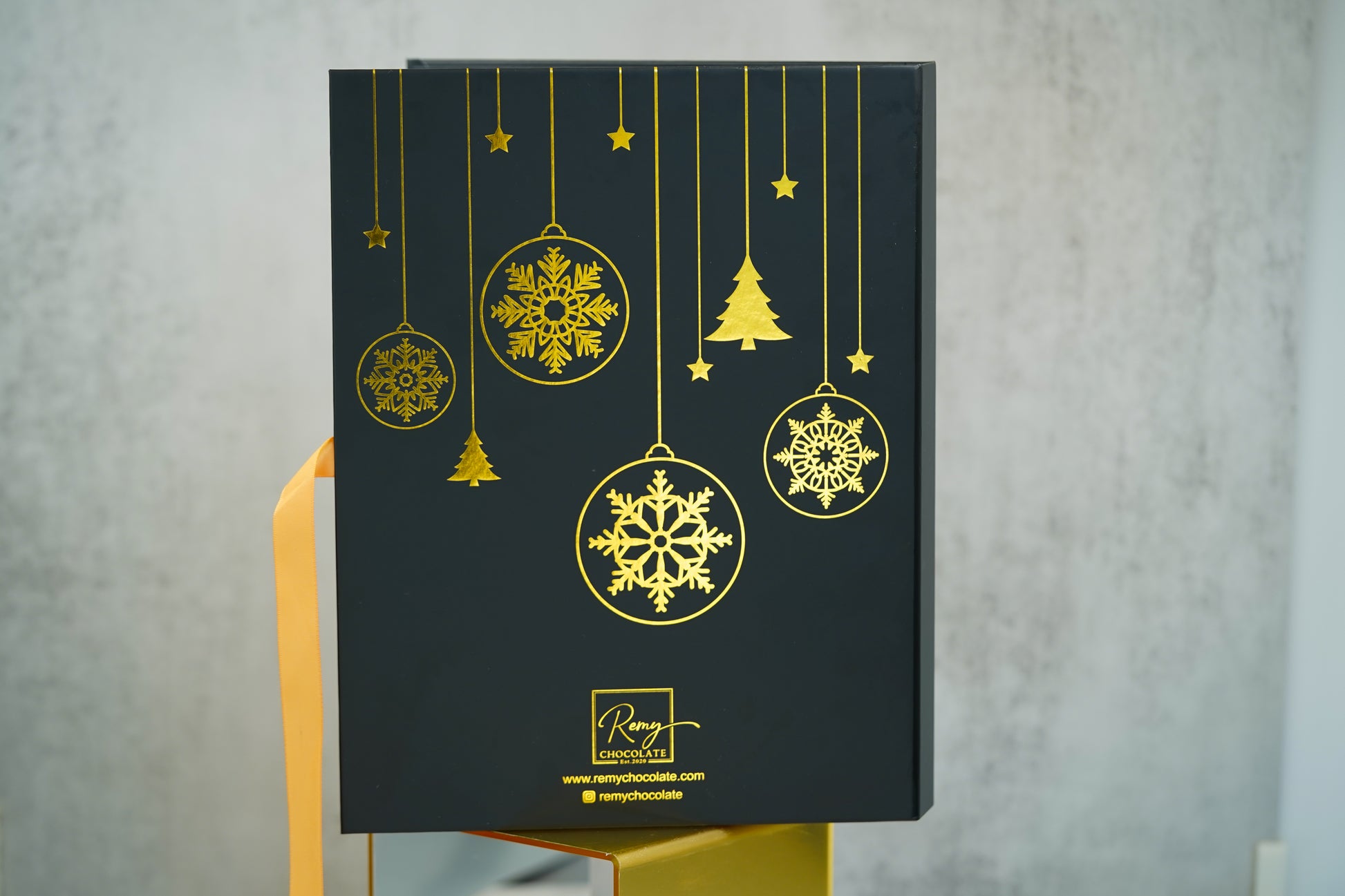 L’Art de l’Attente — The Art of Waiting. Remy Chocolate