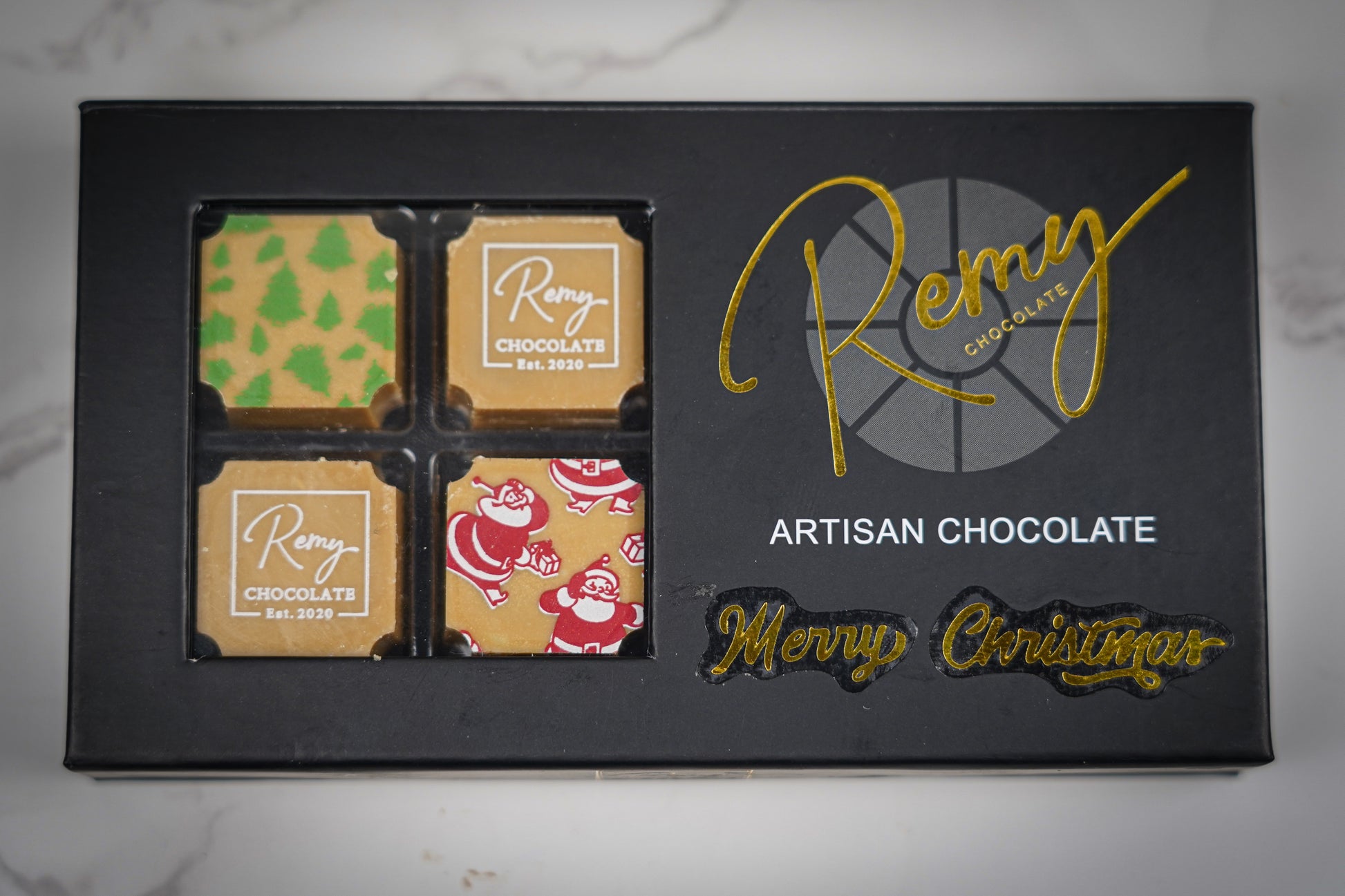 L’Écrin de Noël — Pécan Douceur (8-Piece Box) Remy Chocolate